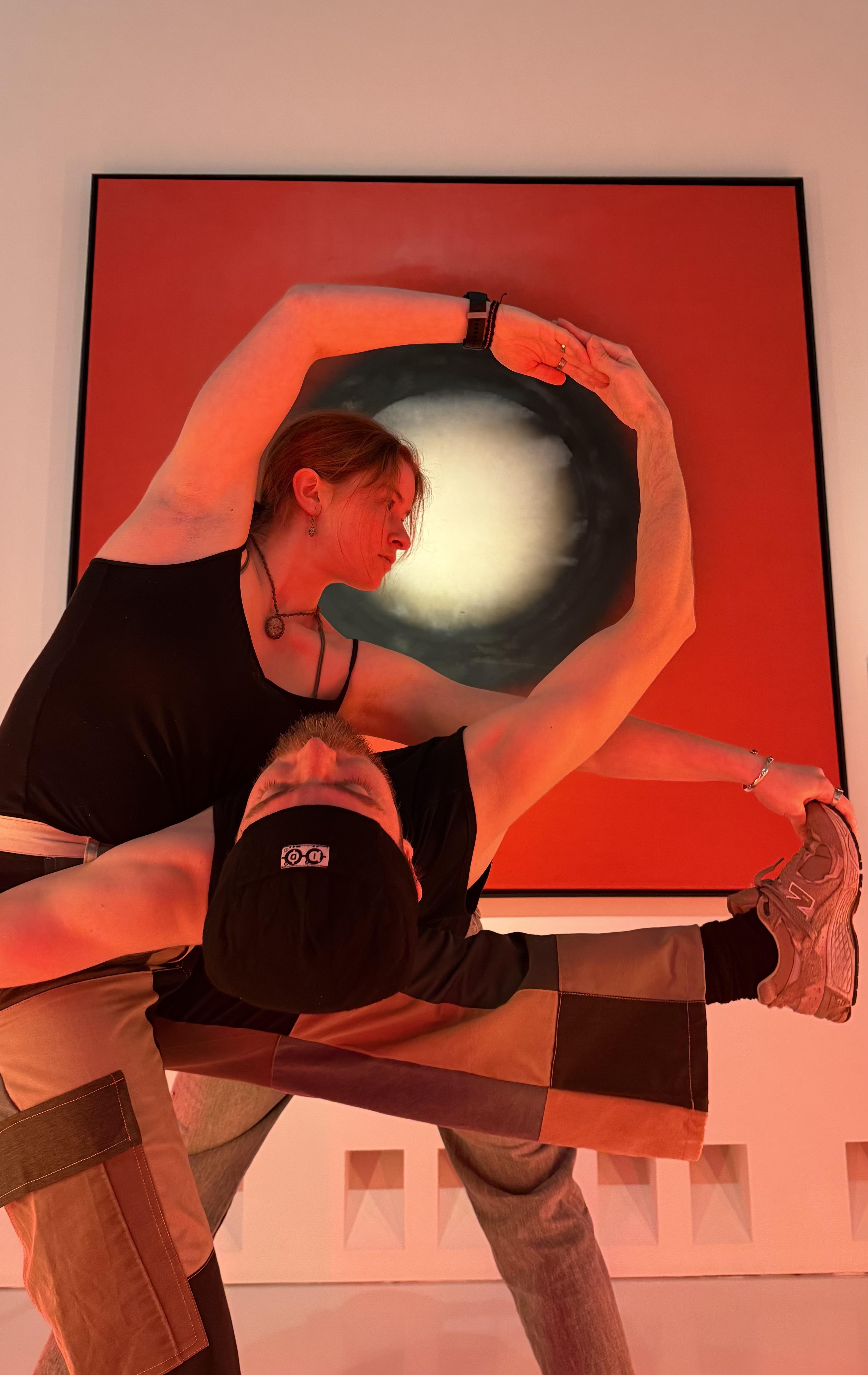 Denis Yamuna performing during the collaboration with KMSKA